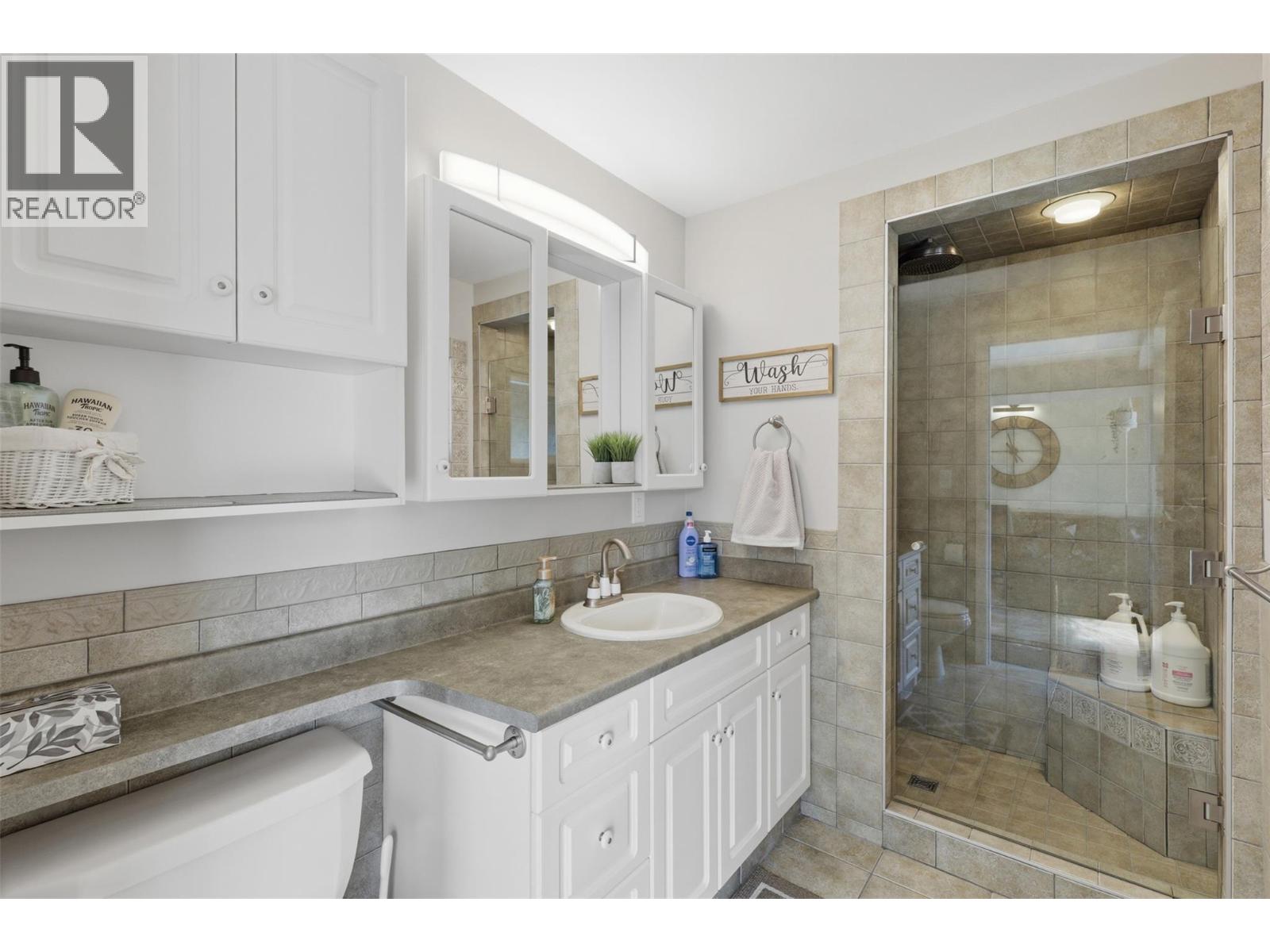 779 Gleneagles Drive, Kamloops, British Columbia  V2E 1J7 - Photo 35 - 10396033