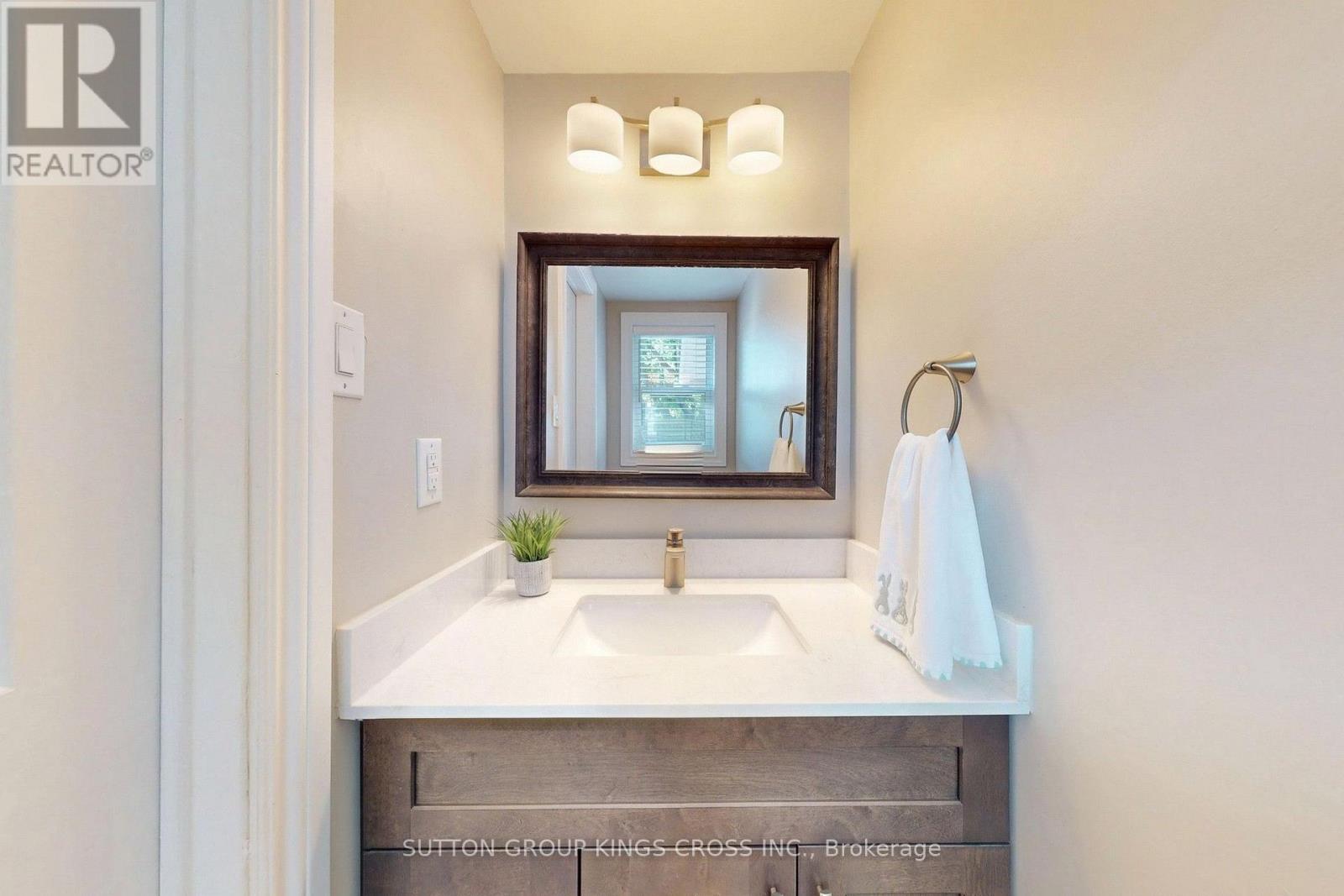 2 - 2575 Parmeer Drive, Mississauga, Ontario  L5C 2Y3 - Photo 18 - W13629794