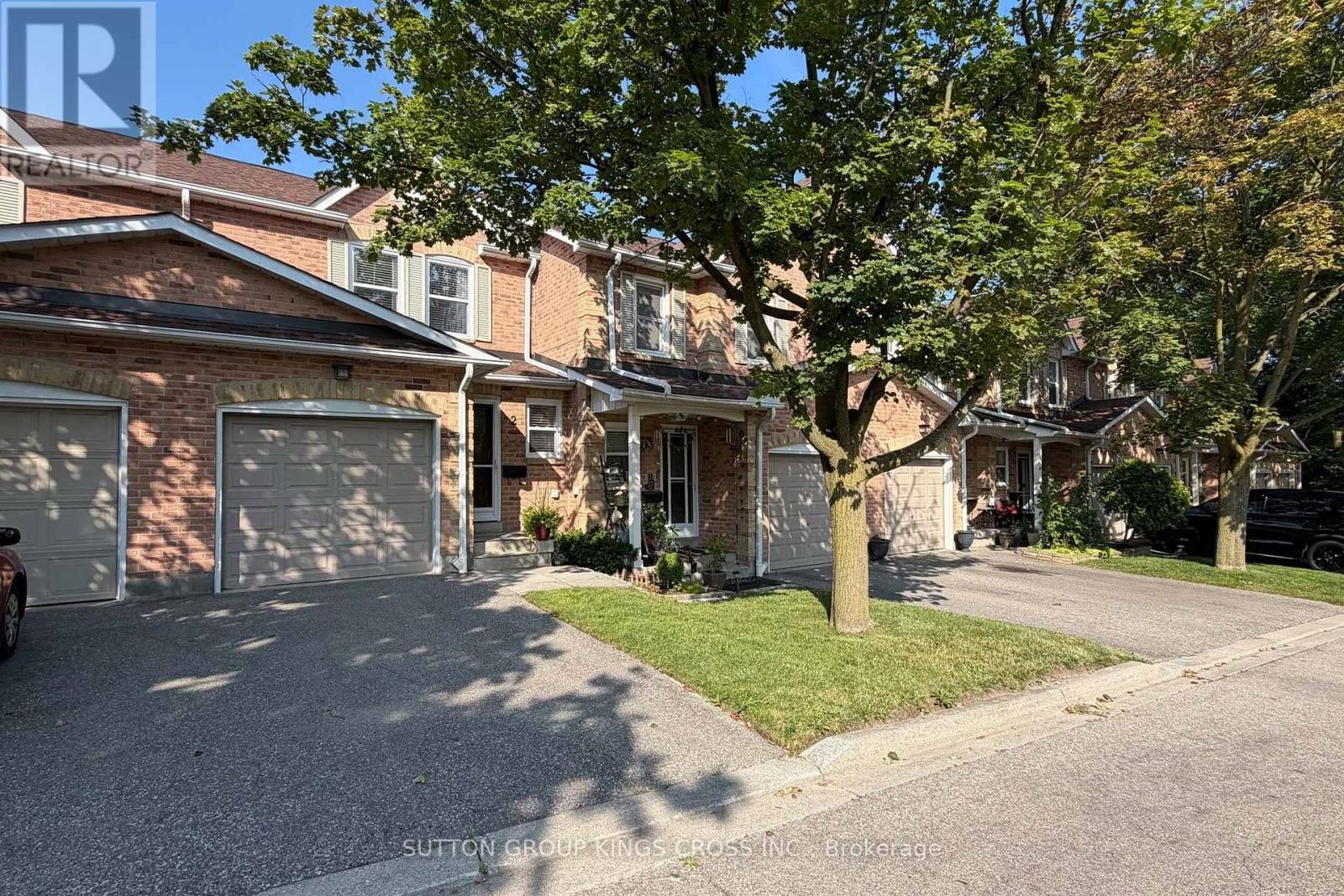 2 - 2575 Parmeer Drive, Mississauga, Ontario  L5C 2Y3 - Photo 2 - W13629794