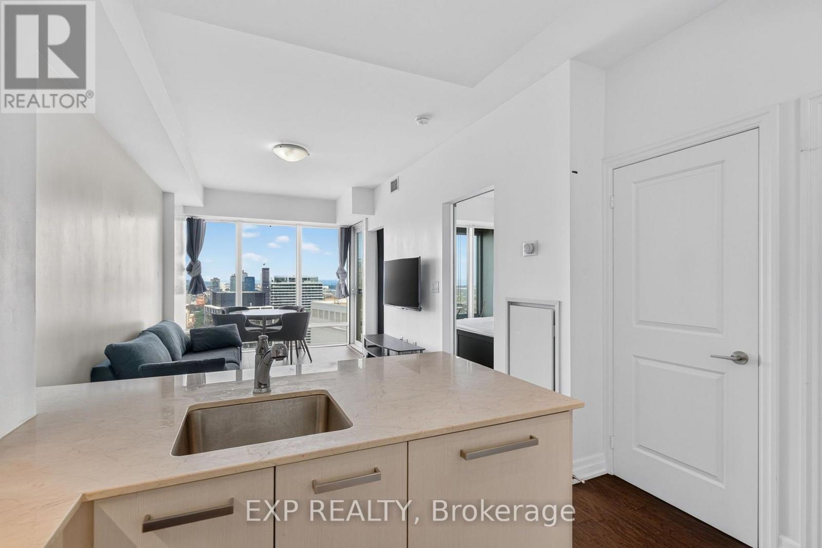 3510 - 8 The Esplanade, Toronto, Ontario  M5E 0A6 - Photo 19 - C13629692