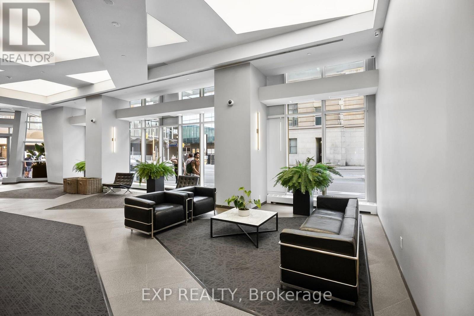 3510 - 8 The Esplanade, Toronto, Ontario  M5E 0A6 - Photo 33 - C13629692