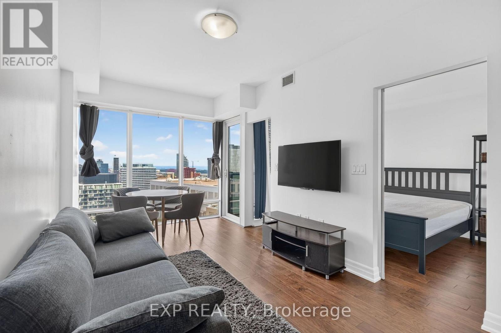 3510 - 8 The Esplanade, Toronto, Ontario  M5E 0A6 - Photo 9 - C13629692