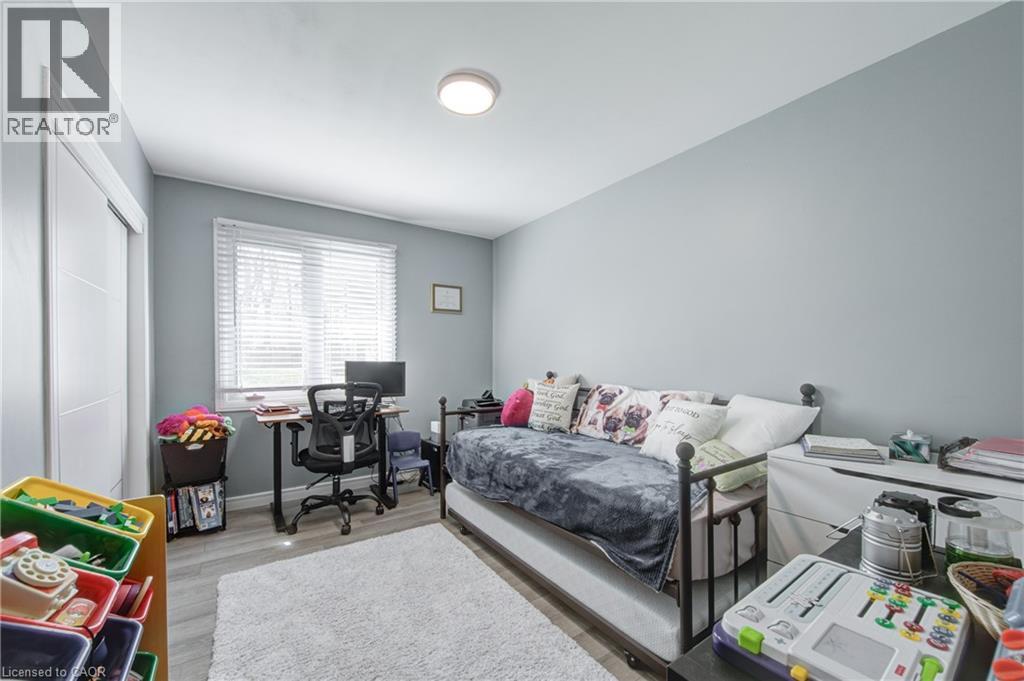 186 Shuh Avenue, Kitchener, Ontario  N2A 1H6 - Photo 25 - 40852747