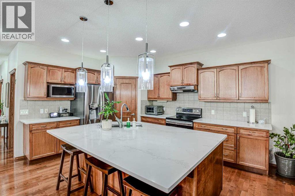 225 Chapala Drive SE, Calgary, Alberta  T2X 3T5 - Photo 12 - A2328712