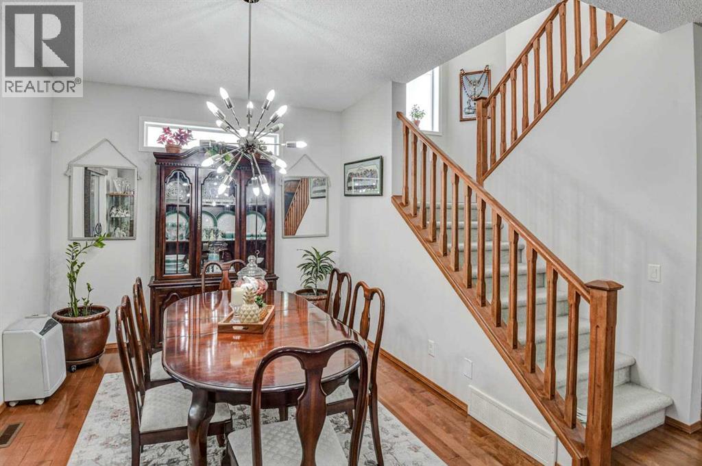 225 Chapala Drive SE, Calgary, Alberta  T2X 3T5 - Photo 20 - A2328712