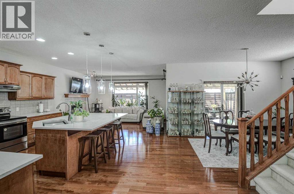 225 Chapala Drive SE, Calgary, Alberta  T2X 3T5 - Photo 10 - A2328712