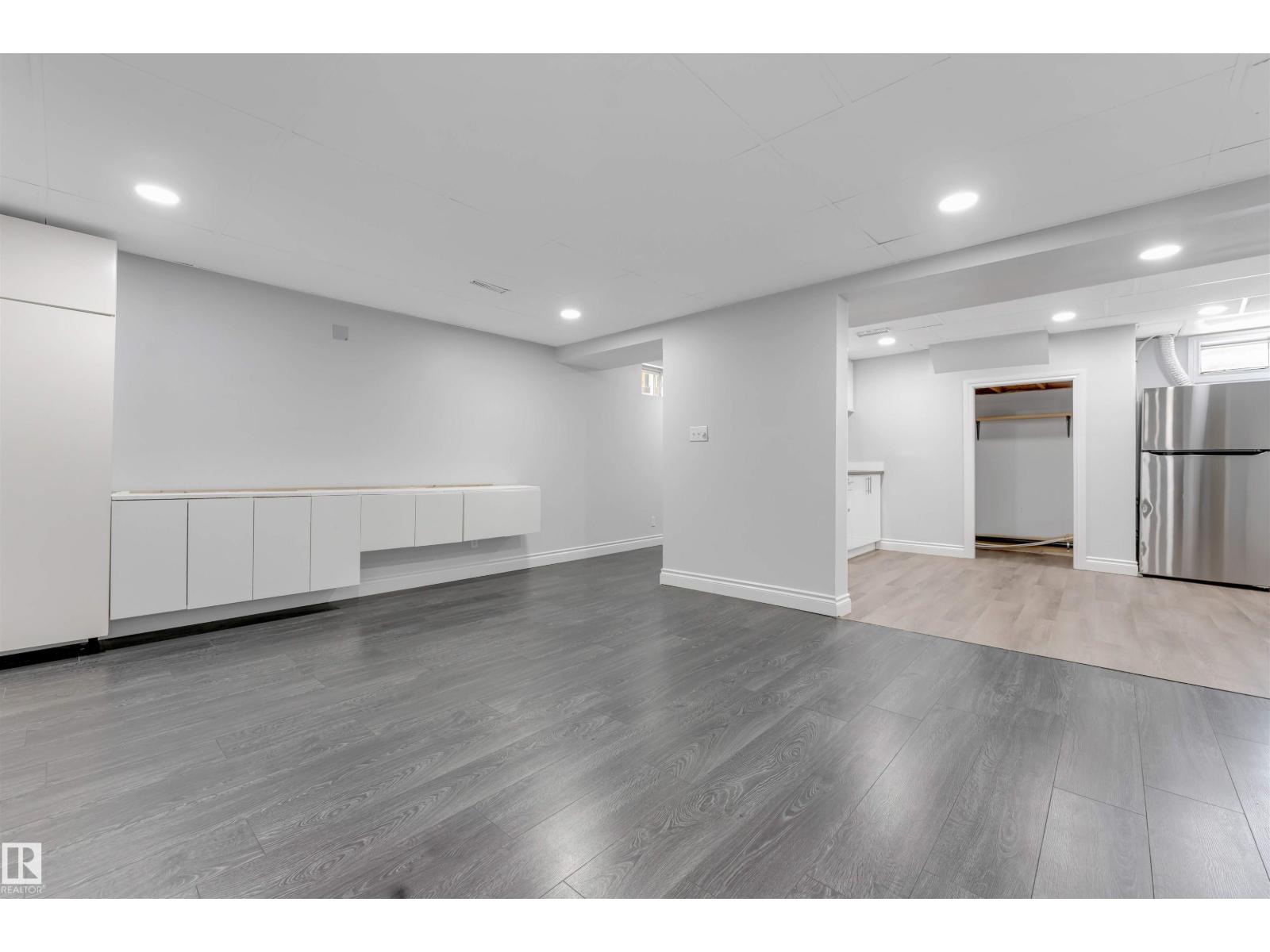 7419 33 Av NW, Edmonton, Alberta  T6K 1J5 - Photo 33 - E4501828