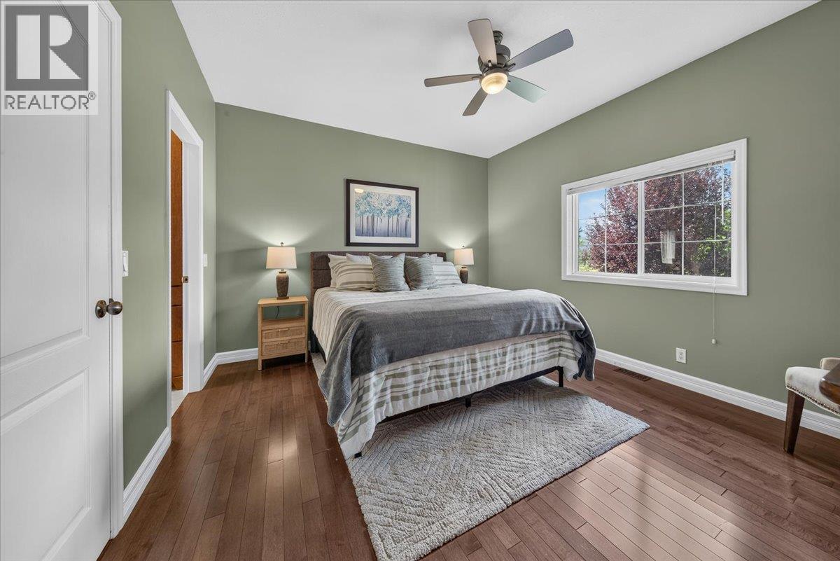 5075 Riverview Road, Fairmont Hot Springs, British Columbia  V0B 1L1 - Photo 17 - 10396328