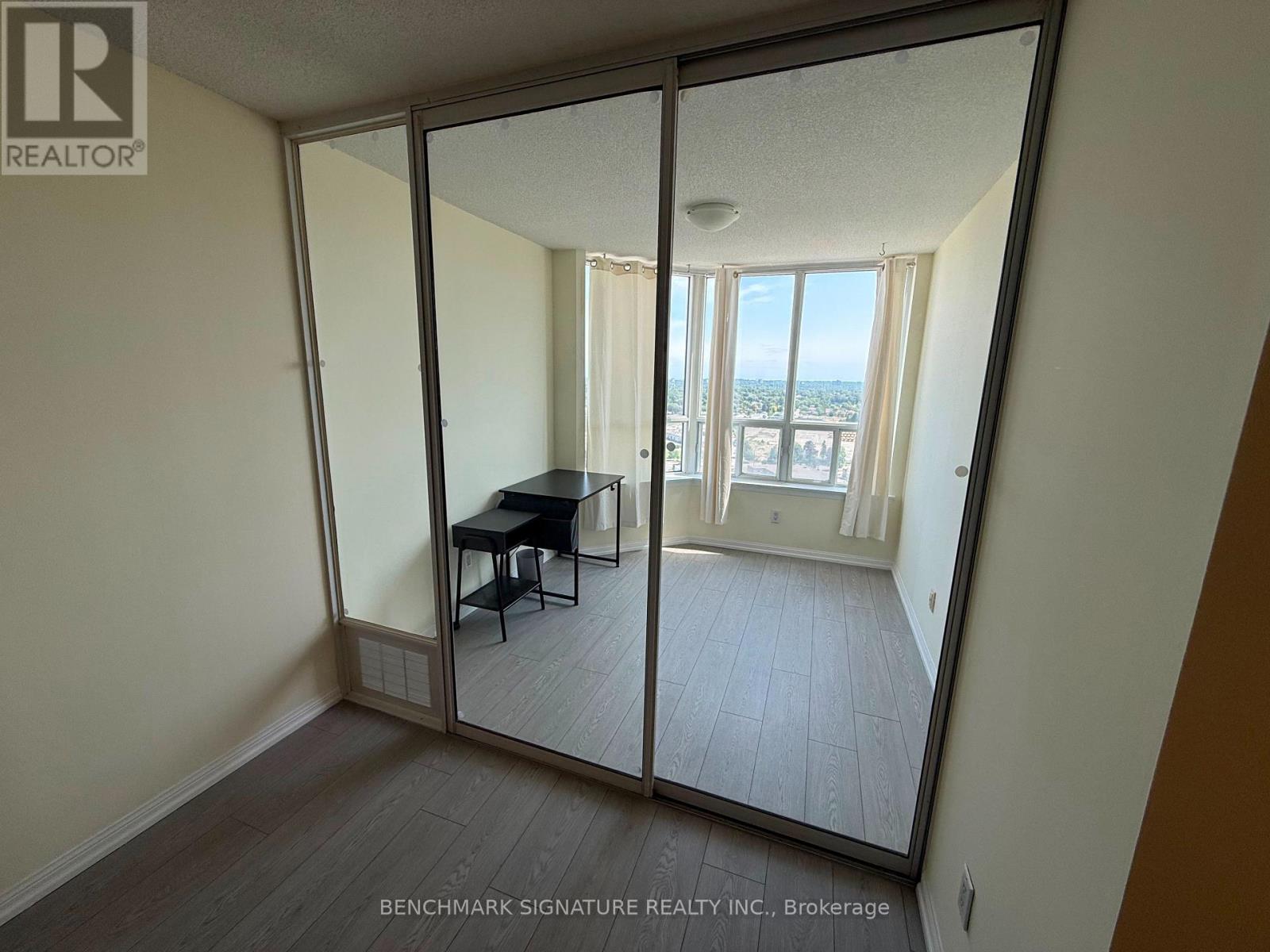 2405 - 88 Corporate Drive, Toronto, Ontario  M1H 3G6 - Photo 16 - E13629814