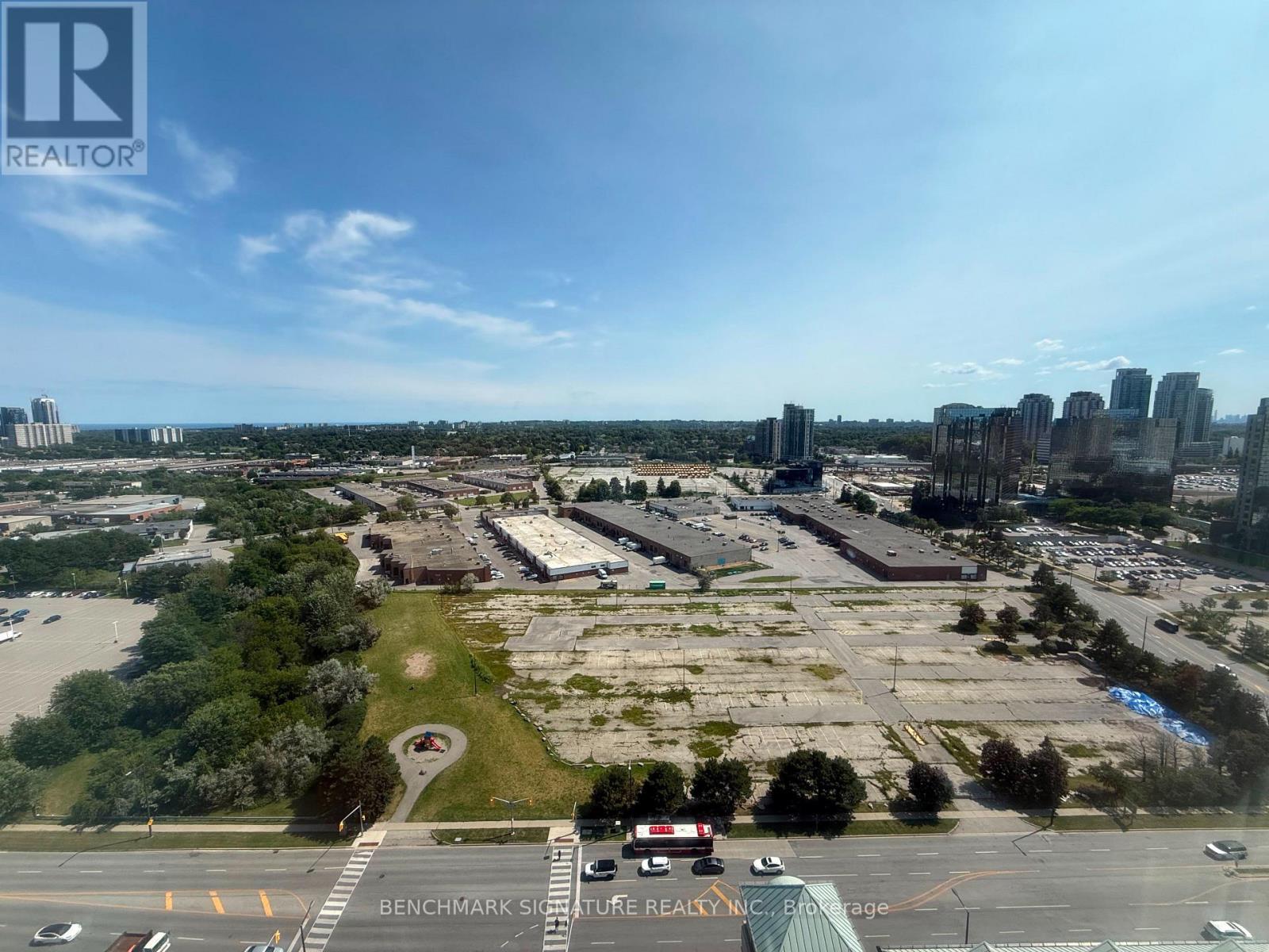 2405 - 88 Corporate Drive, Toronto, Ontario  M1H 3G6 - Photo 2 - E13629814