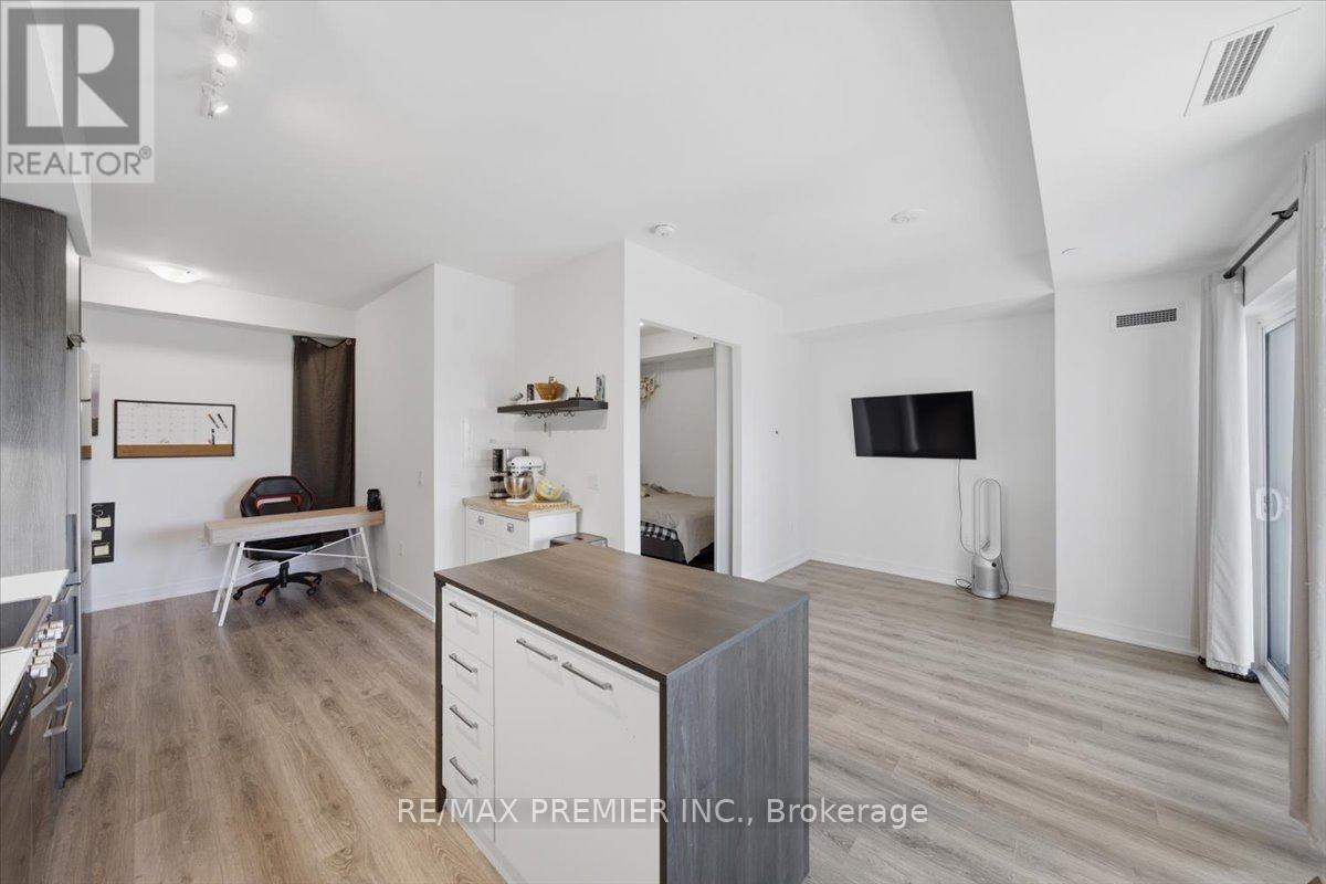 515 - 25 Neighbourhood Lane, Toronto, Ontario  M8Y 0C4 - Photo 14 - W13629828