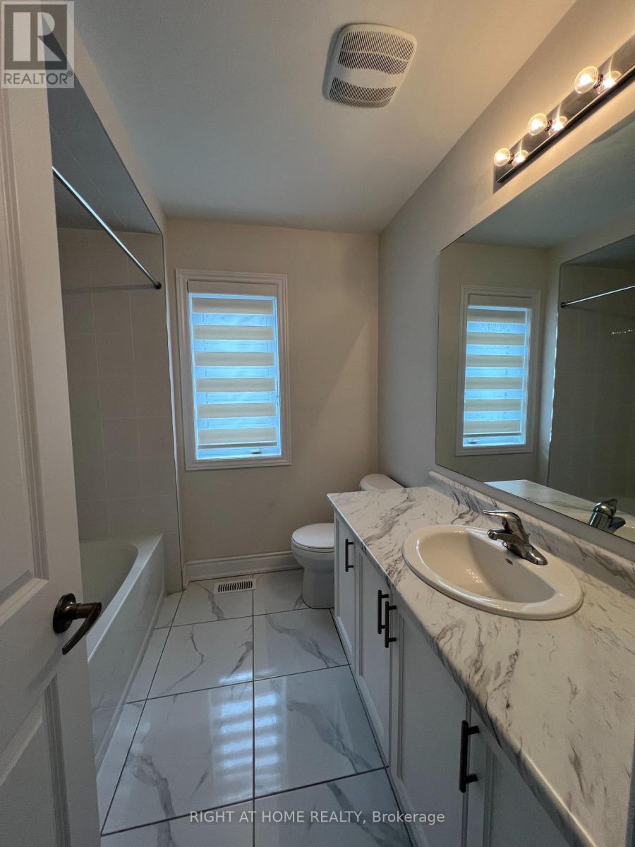 24 Tamworth Terrace W, Barrie, Ontario  L9J 0L5 - Photo 12 - S13629840