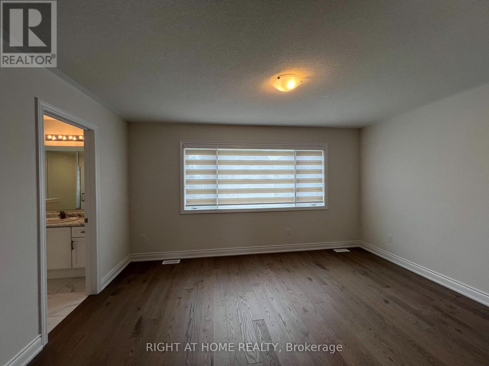 24 Tamworth Terrace W, Barrie, Ontario  L9J 0L5 - Photo 13 - S13629840