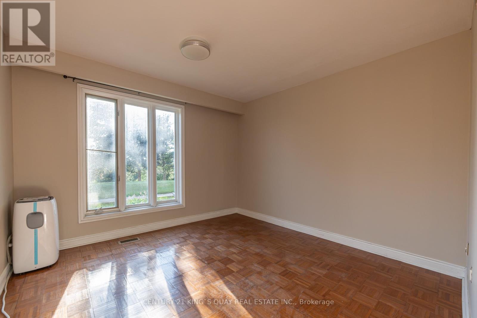 14 Pyne Hills Court, New Tecumseth, Ontario  L0G 1W0 - Photo 17 - N13629856