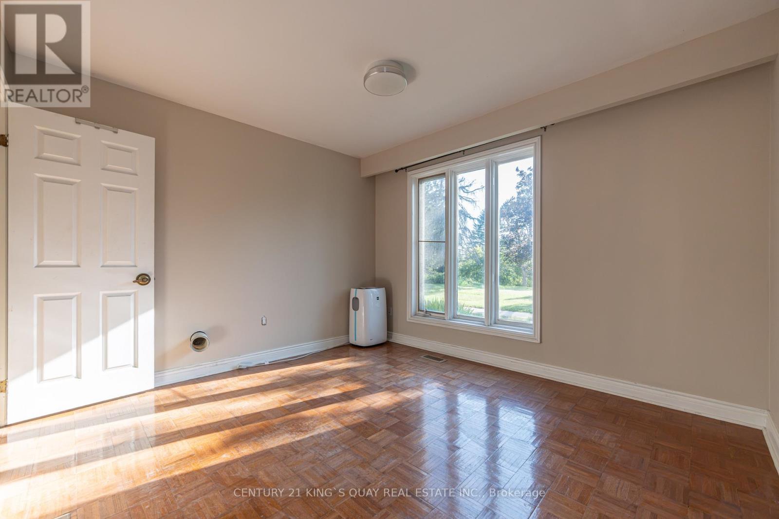 14 Pyne Hills Court, New Tecumseth, Ontario  L0G 1W0 - Photo 18 - N13629856