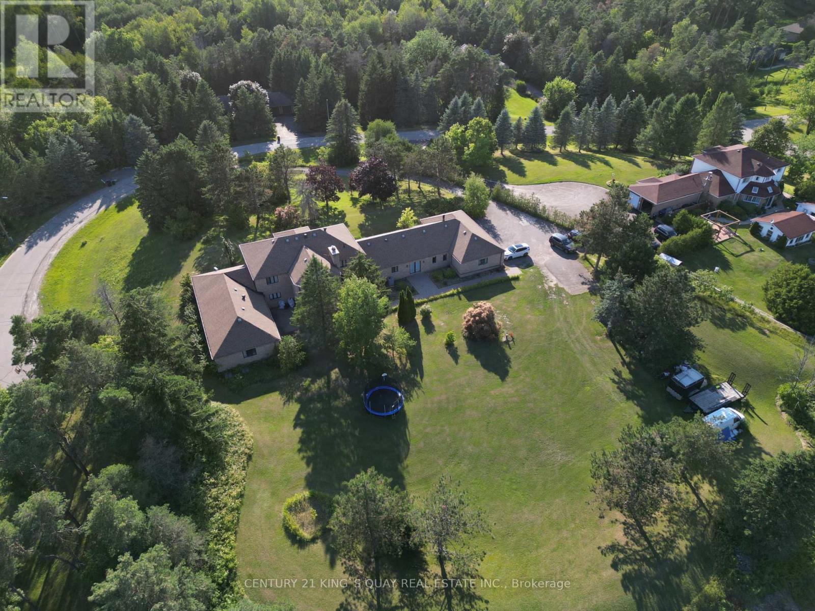 14 Pyne Hills Court, New Tecumseth, Ontario  L0G 1W0 - Photo 3 - N13629856