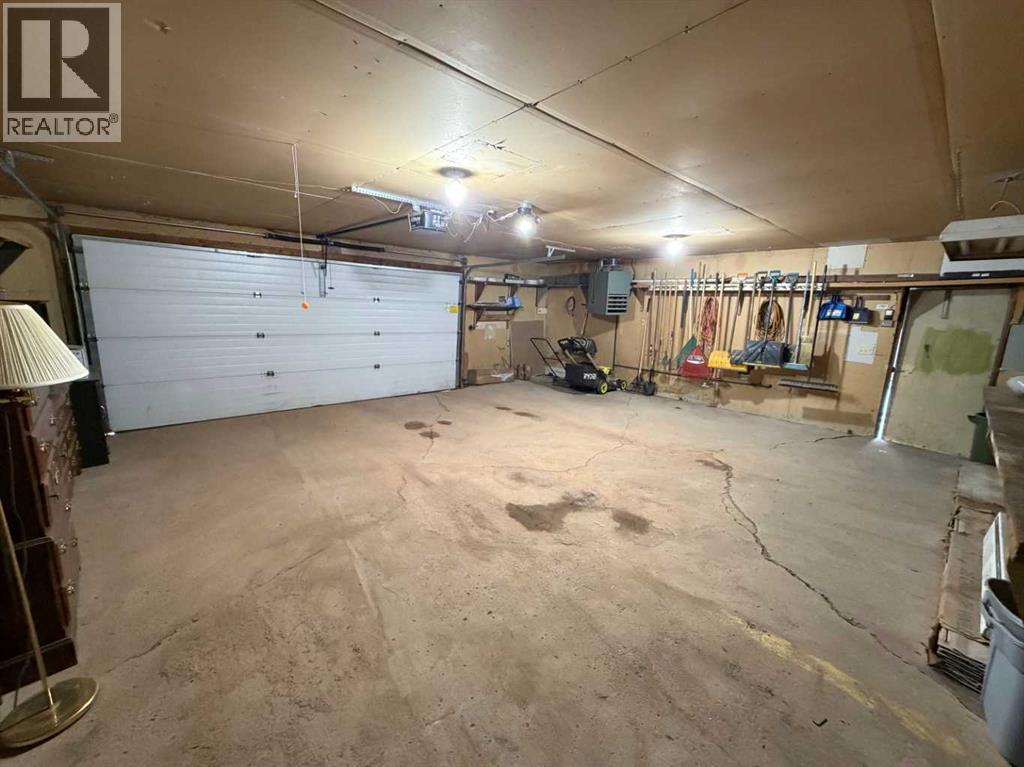 4718 College Avenue, Lacombe, Alberta  T4L 1Z1 - Photo 45 - A2213994