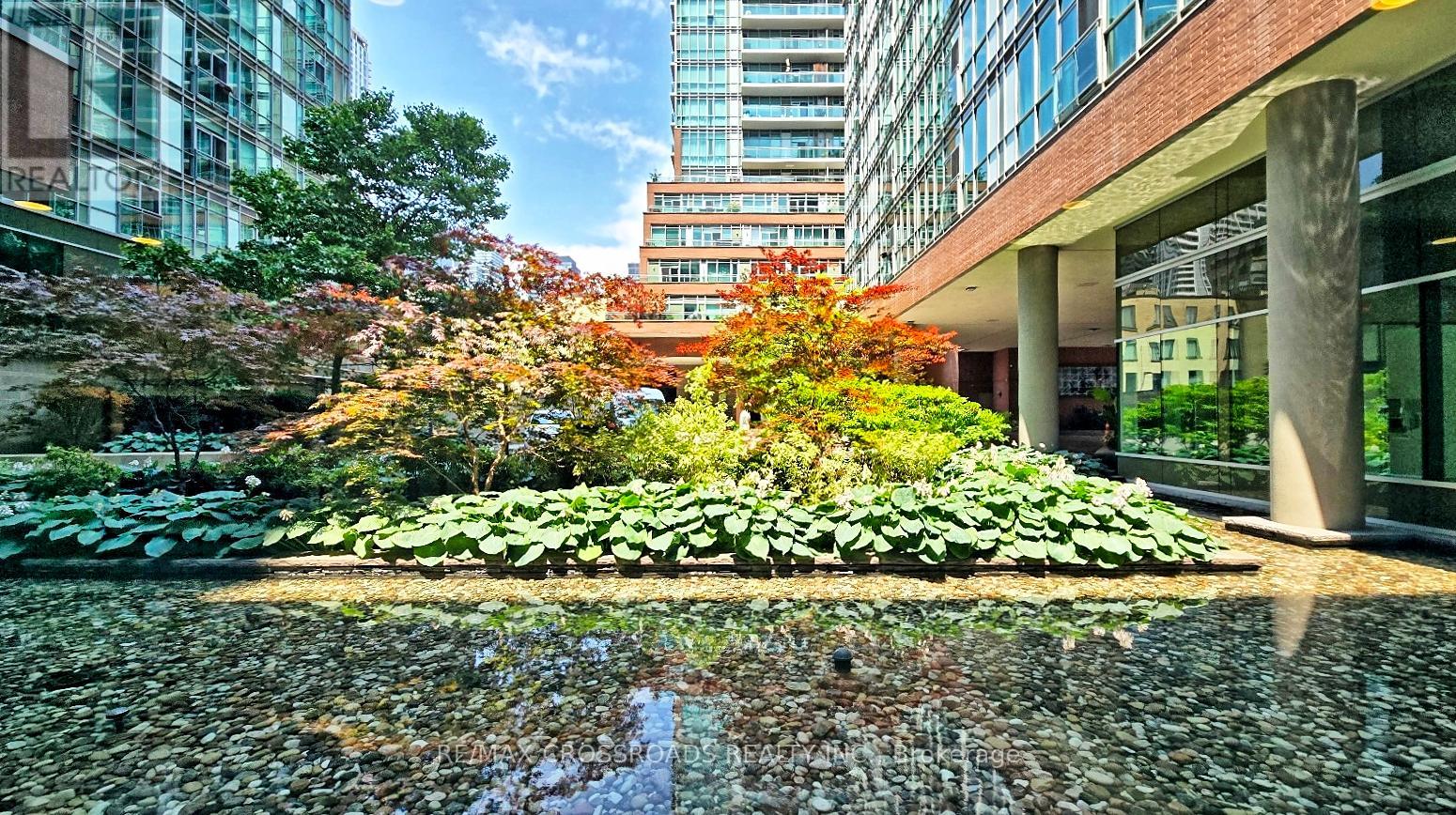 S805 - 112 George Street, Toronto, Ontario  M5A 2M5 - Photo 24 - C13629880