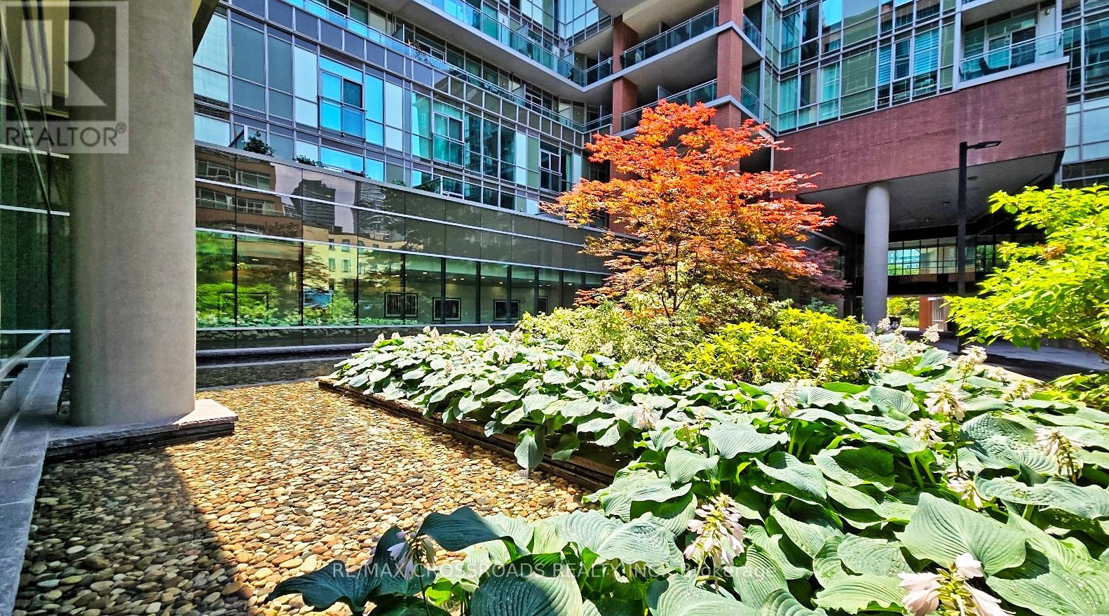 S805 - 112 George Street, Toronto, Ontario  M5A 2M5 - Photo 25 - C13629880