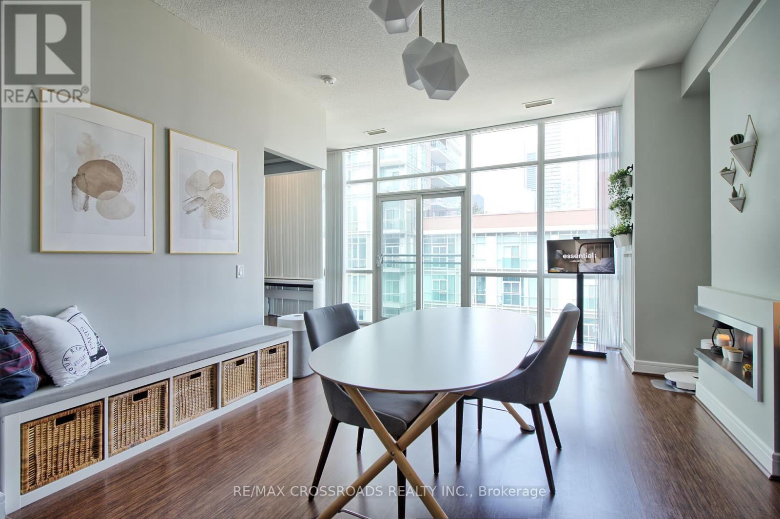 S805 - 112 George Street, Toronto, Ontario  M5A 2M5 - Photo 4 - C13629880