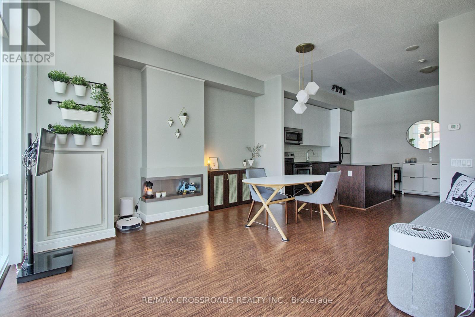 S805 - 112 George Street, Toronto, Ontario  M5A 2M5 - Photo 8 - C13629880