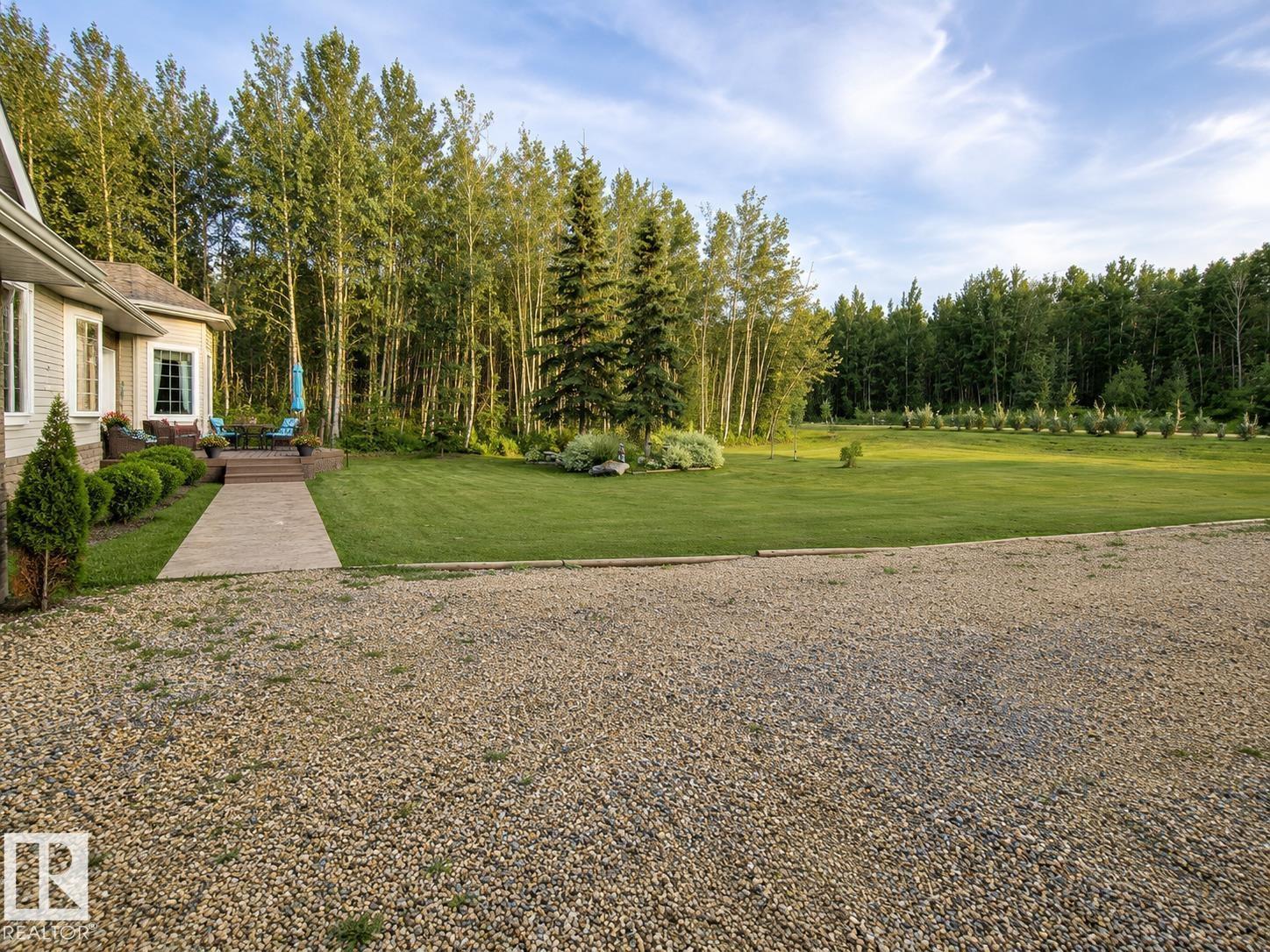 16 Crystal Keys Cr, Rural Wetaskiwin County, Alberta  T0C 2V0 - Photo 5 - E4501832