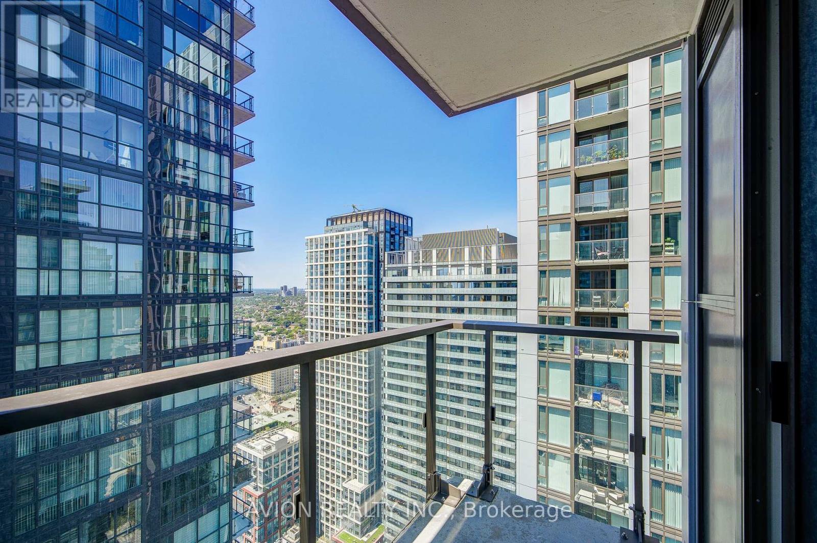 4303 - 8 Widmer Street, Toronto, Ontario  M5V 0W6 - Photo 3 - C13604900