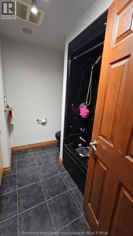 4091 Churchill Drive, Windsor, Ontario  N9G 2E6 - Photo 5 - 26018567