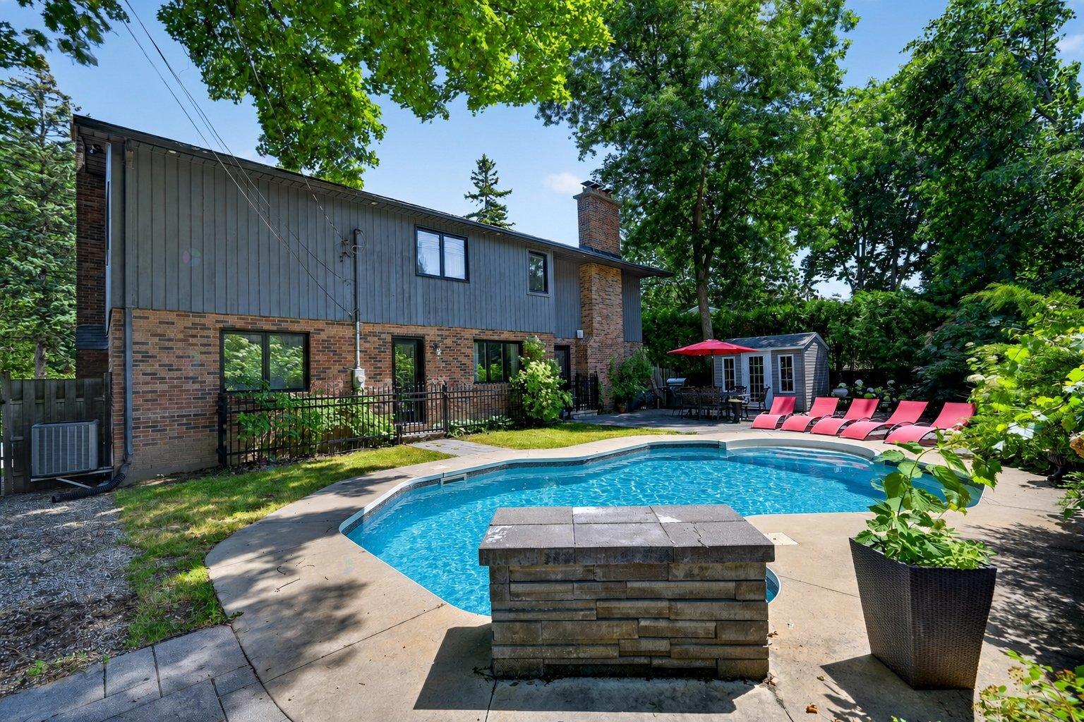 328 Rue Sherbrooke Beaconsfield Quebec Canada H9W1R3 3