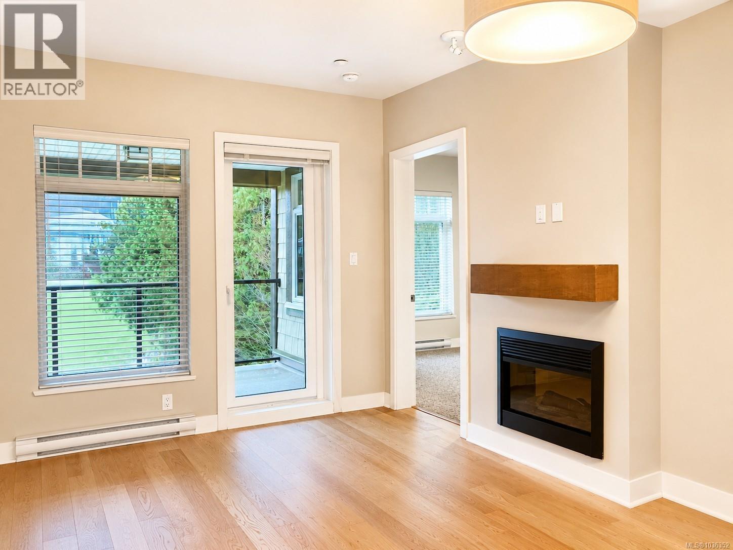 318 1375 Bear Mountain Pkwy, Langford, British Columbia  V9B 6R3 - Photo 3 - 1036352