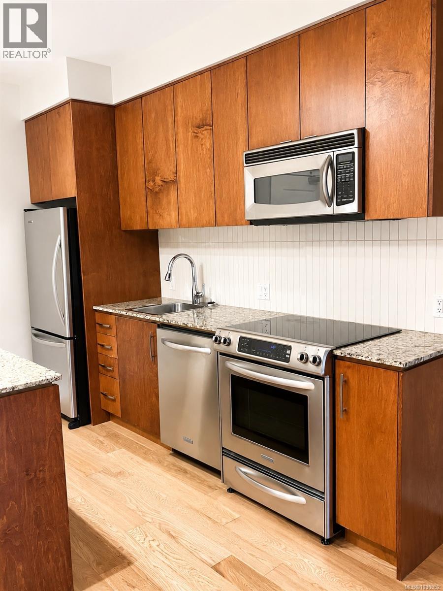 318 1375 Bear Mountain Pkwy, Langford, British Columbia  V9B 6R3 - Photo 5 - 1036352