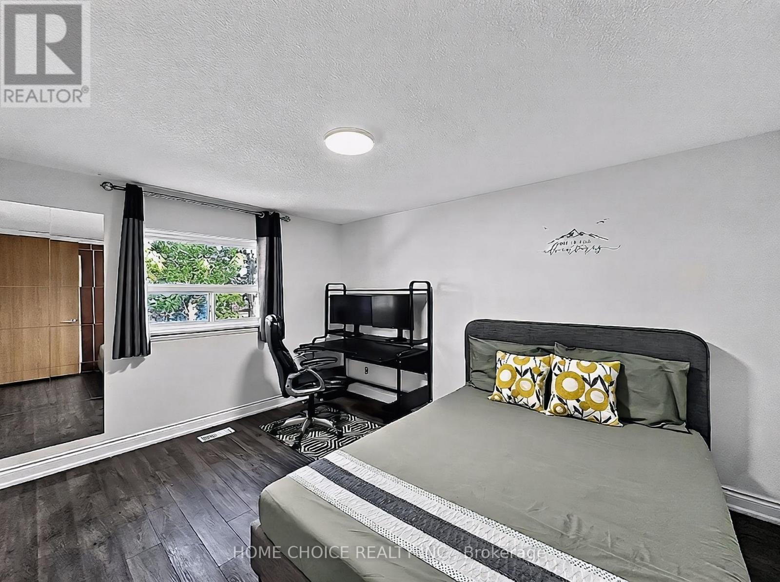 38 Robbinstone Drive, Toronto, Ontario  M1B 2E6 - Photo 24 - E13629498