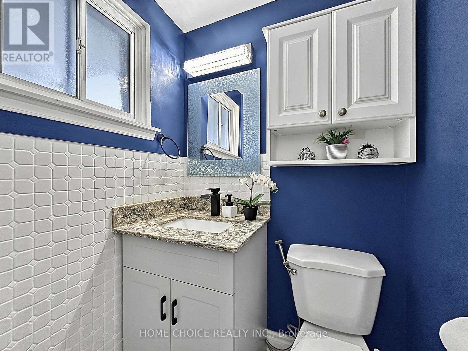 38 Robbinstone Drive, Toronto, Ontario  M1B 2E6 - Photo 16 - E13629498