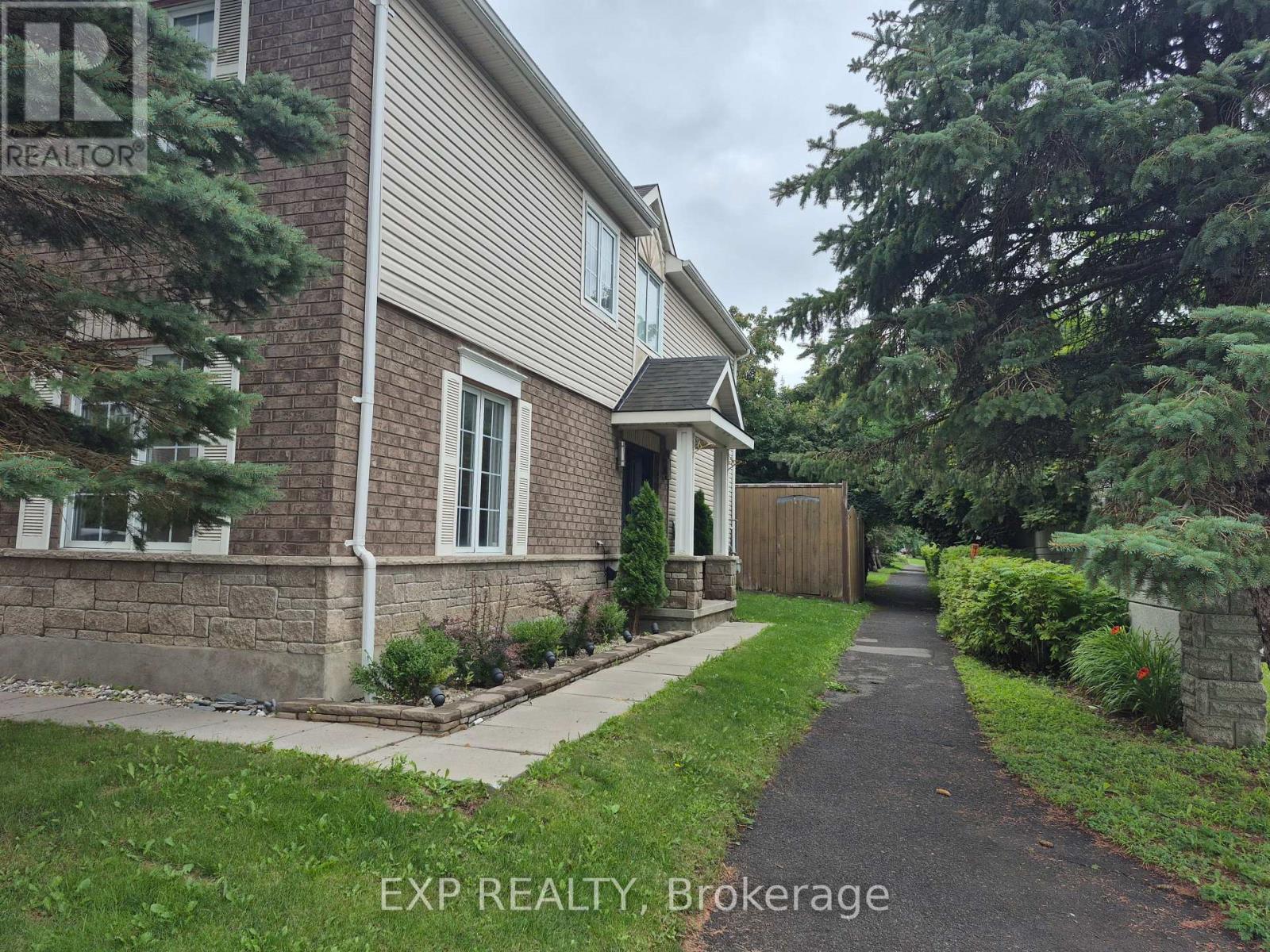 2 Maple Park Private, Ottawa, Ontario  K1T 4A6 - Photo 2 - X13629900