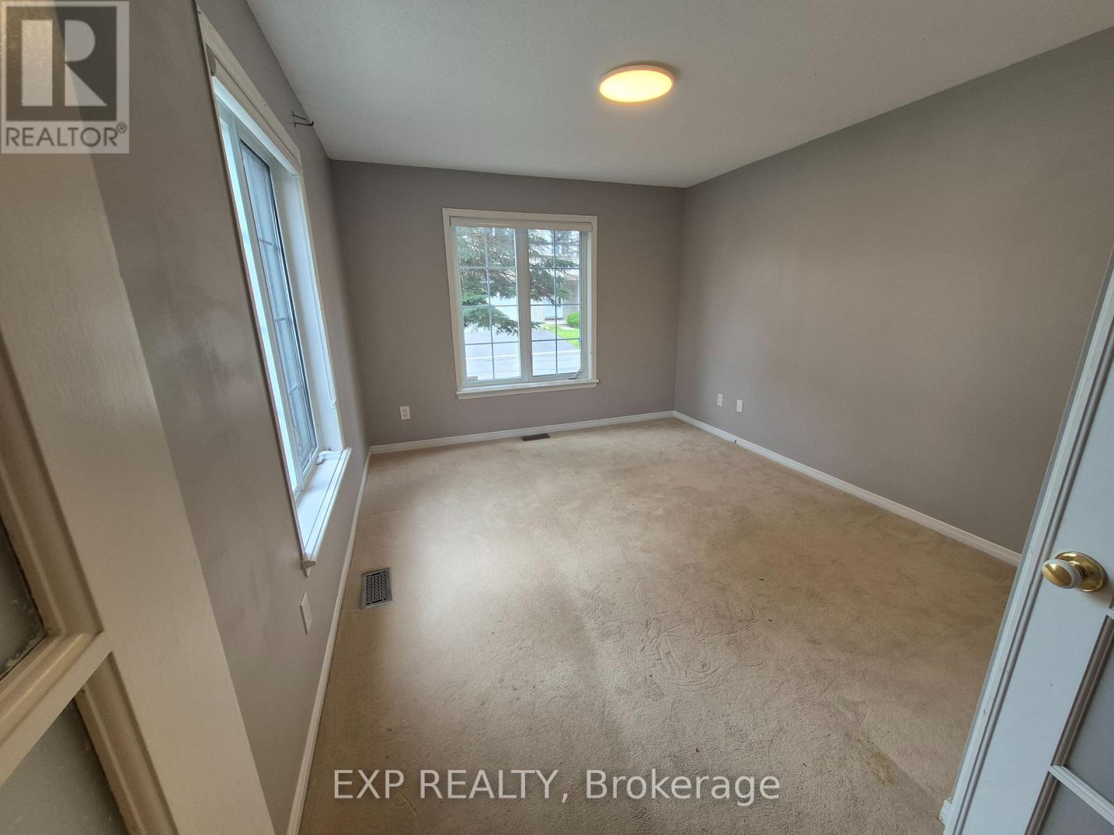 2 Maple Park Private, Ottawa, Ontario  K1T 4A6 - Photo 6 - X13629900