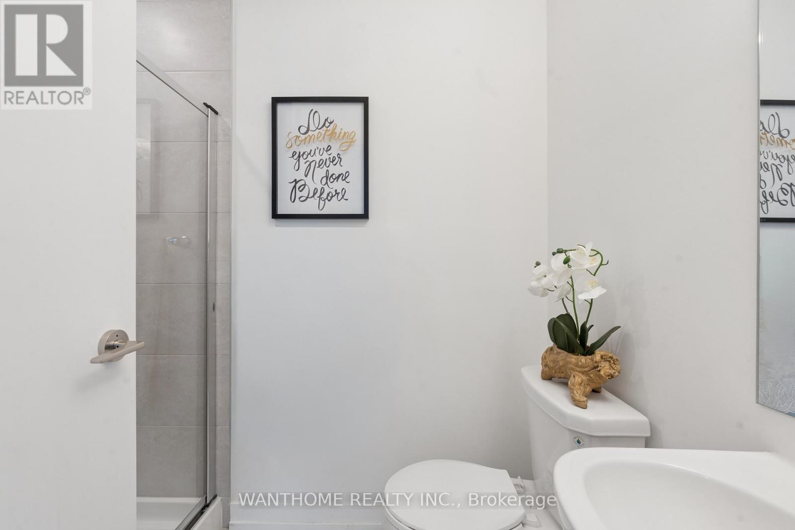 15 - 861 Sheppard Avenue W, Toronto, Ontario  M3H 0E9 - Photo 19 - C13629902