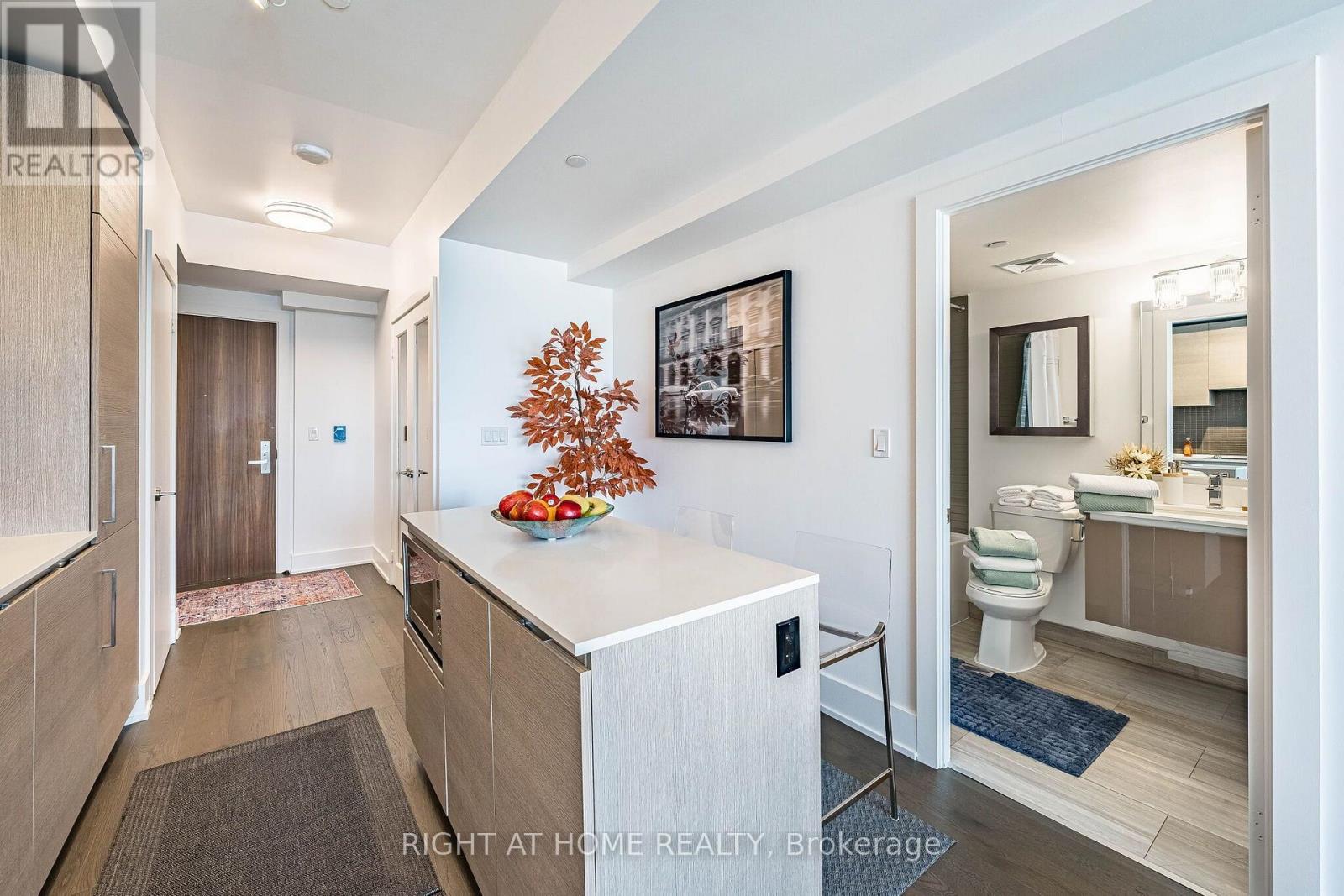 1604 - 200 Bloor Street W, Toronto, Ontario  M5S 0B1 - Photo 12 - C13629912