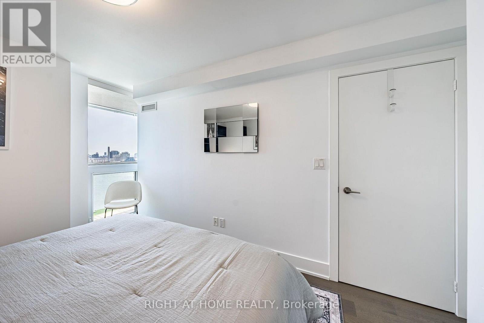 1604 - 200 Bloor Street W, Toronto, Ontario  M5S 0B1 - Photo 24 - C13629912