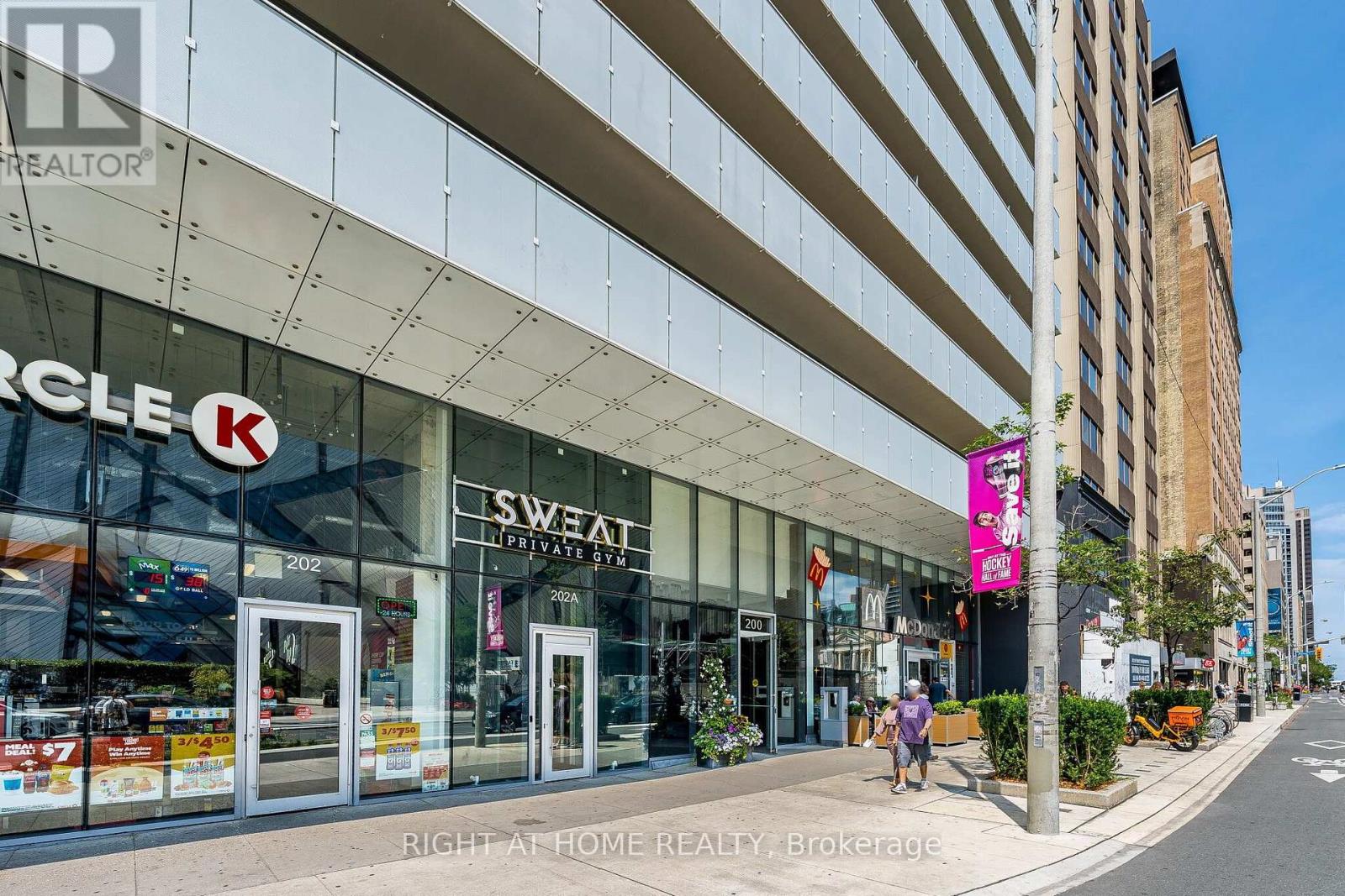 1604 - 200 Bloor Street W, Toronto, Ontario  M5S 0B1 - Photo 3 - C13629912