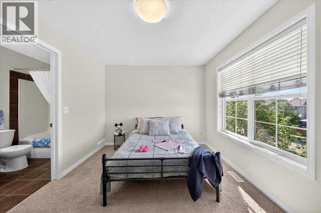 38 Cranford Drive Se, Calgary, Alberta  T3M 0V9 - Photo 34 - A2324464