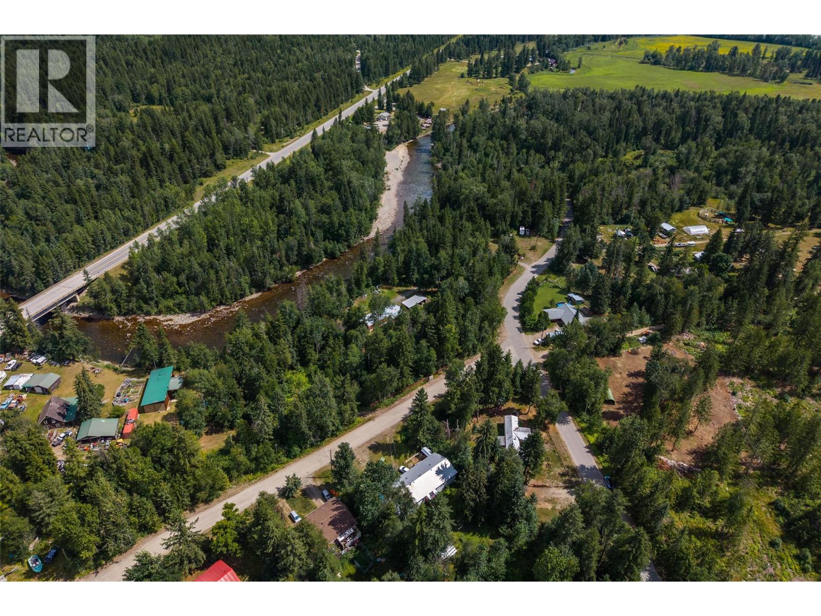 1070 Scott Drive, Clearwater, British Columbia  V0E 1N1 - Photo 35 - 10396379