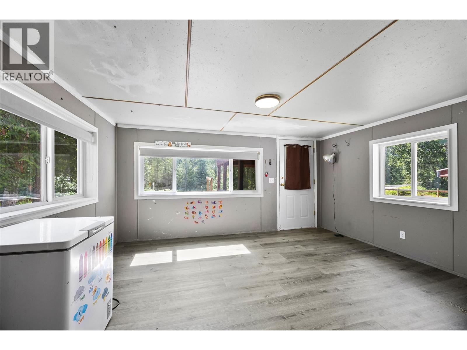 1070 Scott Drive, Clearwater, British Columbia  V0E 1N1 - Photo 18 - 10396379