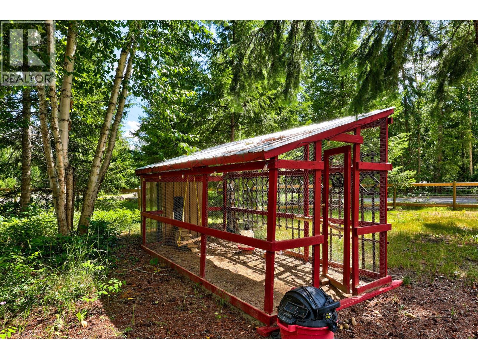 1070 Scott Drive, Clearwater, British Columbia  V0E 1N1 - Photo 23 - 10396379