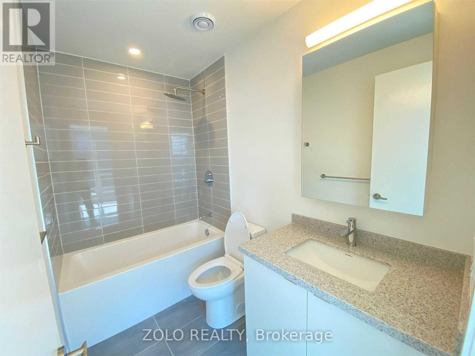 8868 Yonge Street, Richmond Hill, Ontario  L4C 0T4 - Photo 8 - N13629904