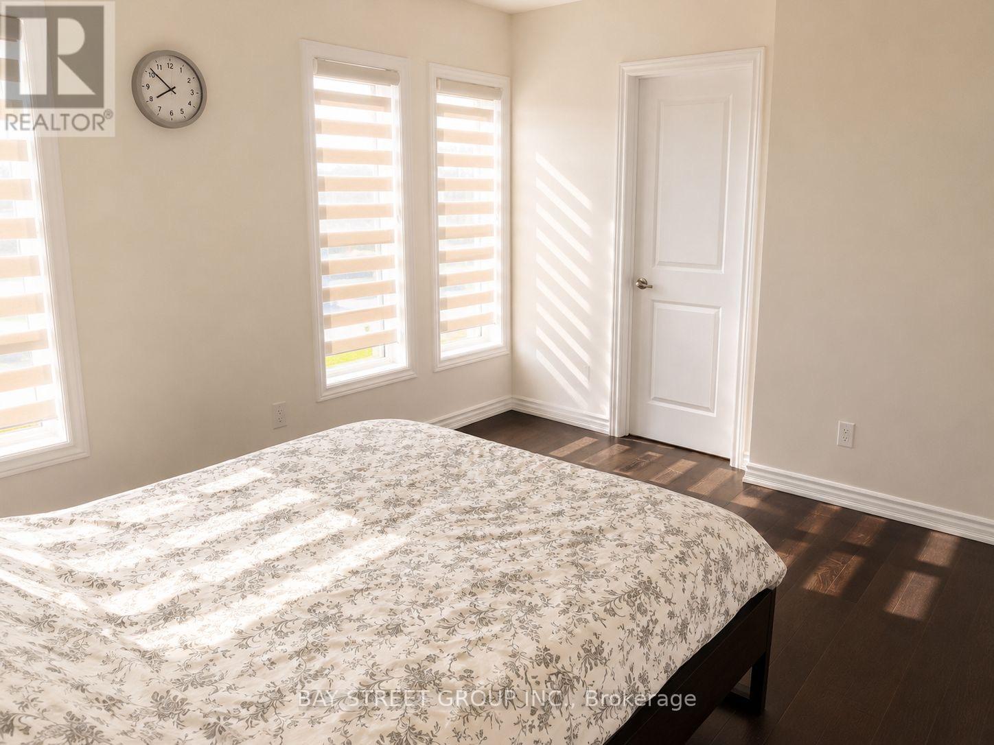 Upper Floor - 163 Terry Fox Drive Road, Barrie, Ontario  L9J 0L7 - Photo 16 - S13629914