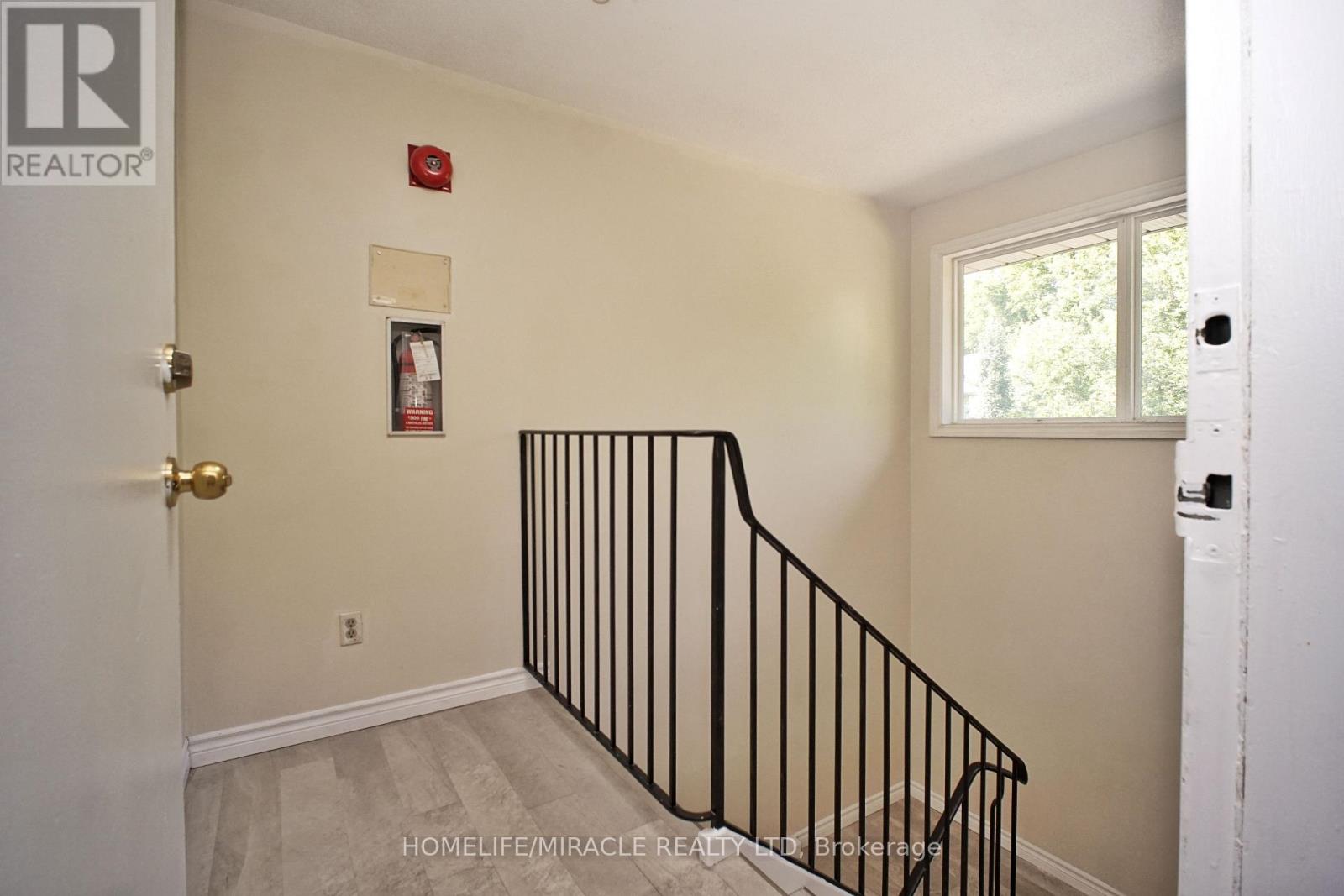 14 - 119 Cedar Street S, Kitchener, Ontario  N2G 3L6 - Photo 2 - X13629906