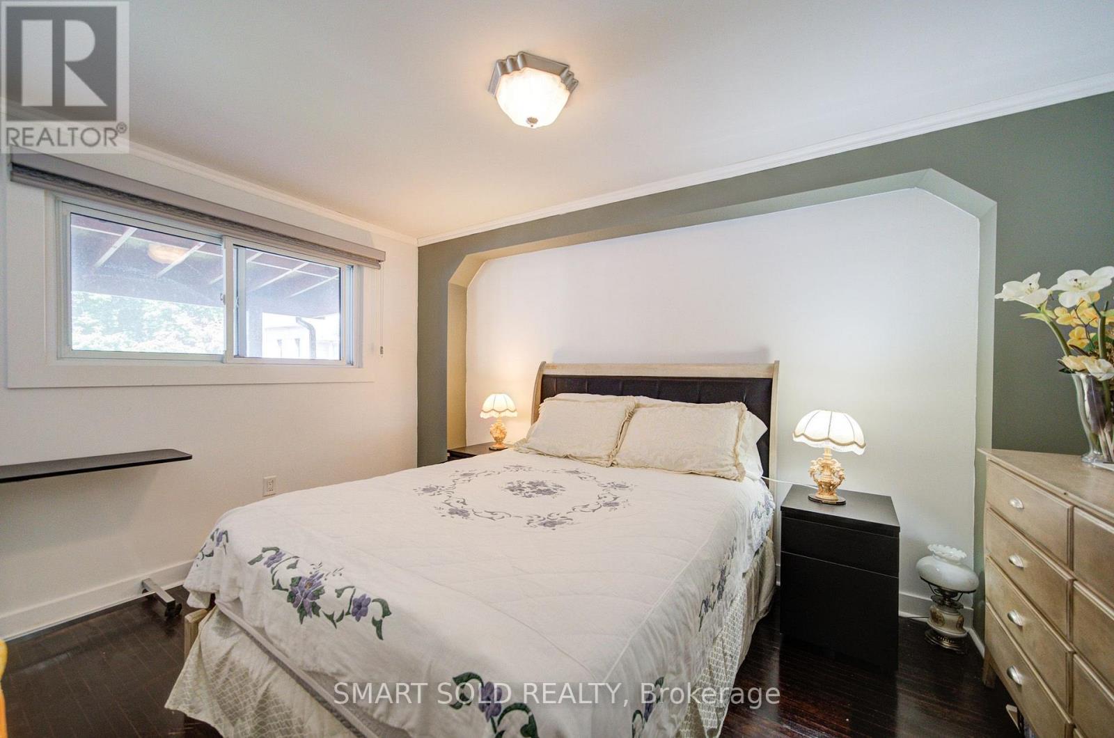 4096 Broughton Avenue, Niagara Falls, Ontario  L2E 3K6 - Photo 14 - X13629916