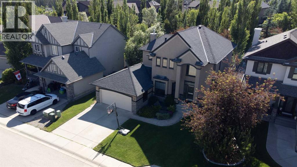 75 Discovery Ridge Mount SW, Calgary, Alberta  T3H 5G2 - Photo 2 - A2323787