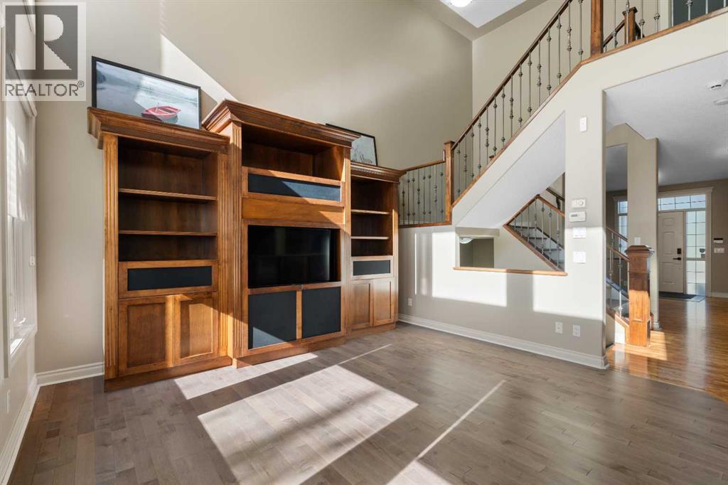 75 Discovery Ridge Mount SW, Calgary, Alberta  T3H 5G2 - Photo 14 - A2323787