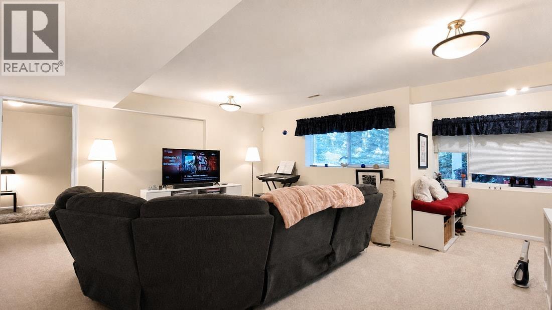 1421 Madrona Place, Coquitlam, British Columbia  V3E 2S5 - Photo 33 - R3134983